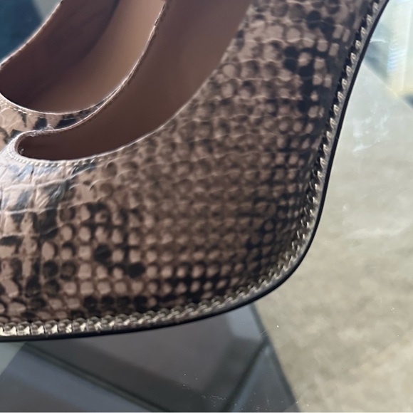 BCBG - Picture 6 of 6